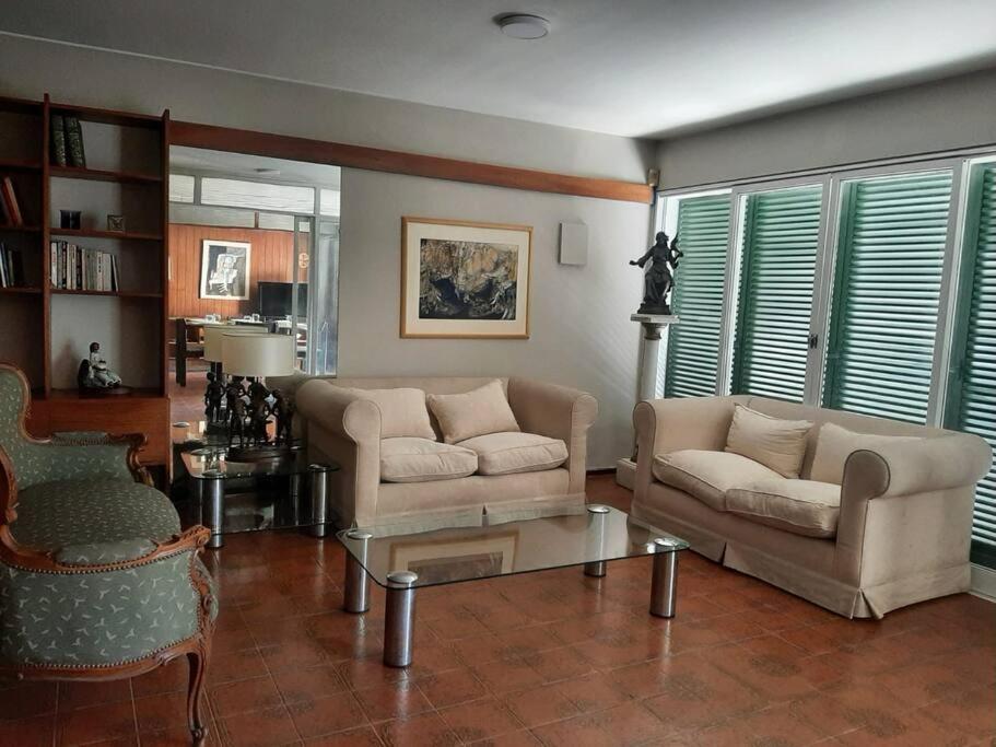 Casa Quinta Seccion A 150 Metros Parque San Martin Y 300 Metros Av Aristides Villanueva เมนโดซา ภายนอก รูปภาพ