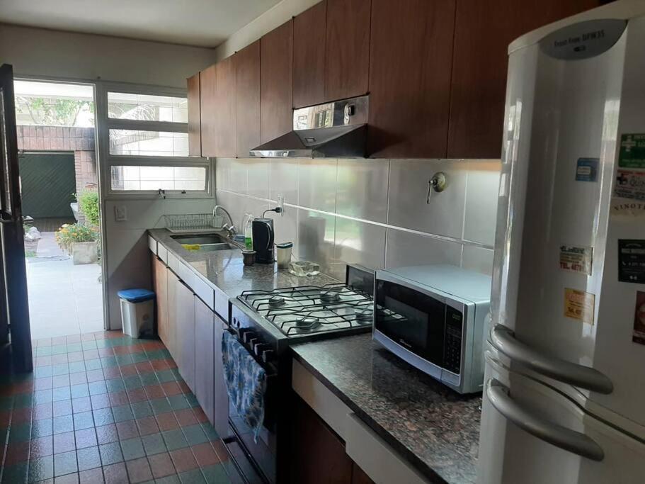 Casa Quinta Seccion A 150 Metros Parque San Martin Y 300 Metros Av Aristides Villanueva เมนโดซา ภายนอก รูปภาพ